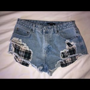 Forever 21 women’s high rise shorts size 29in